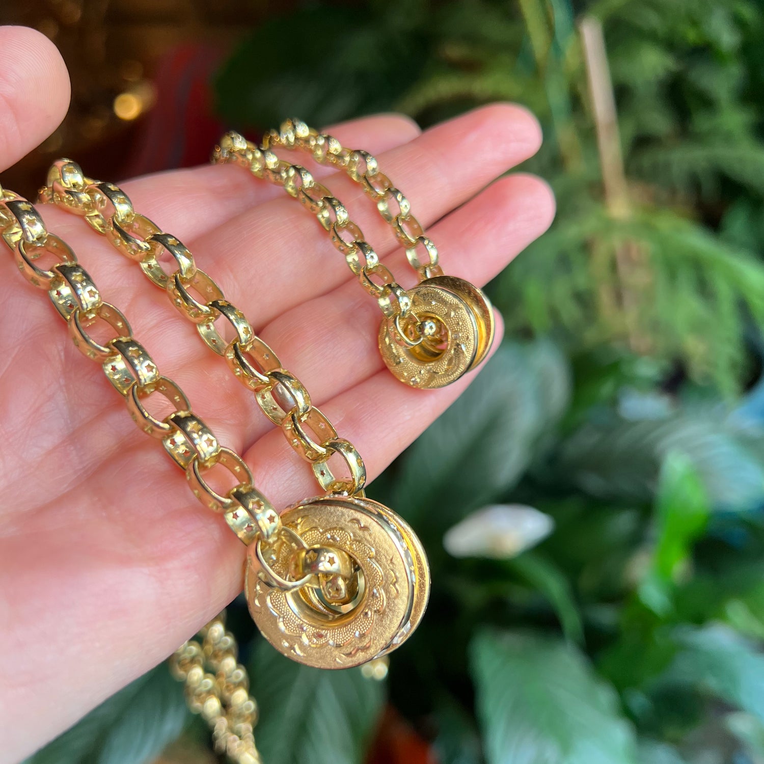 Hag Stone Pendant Plump Extra