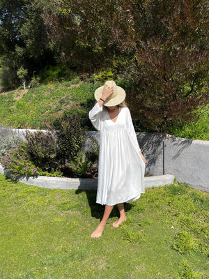 GETAWAY DRESS IN OFF WHITE