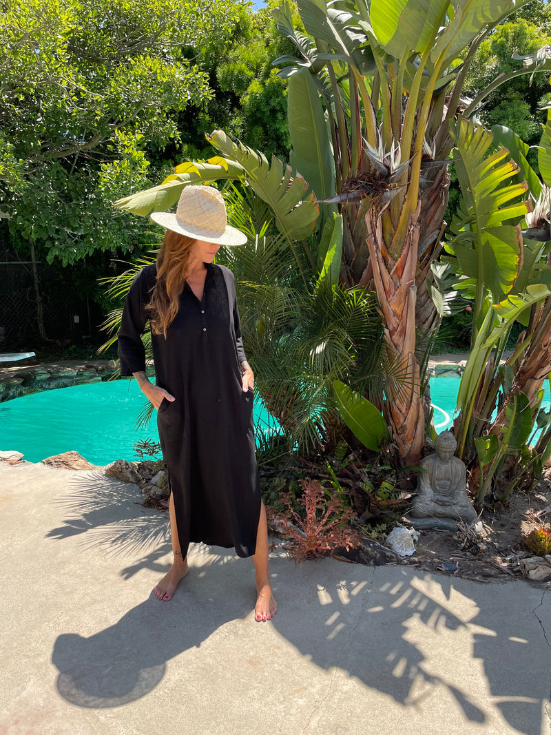LET'S TRAVEL KAFTAN IN BLACK LINEN