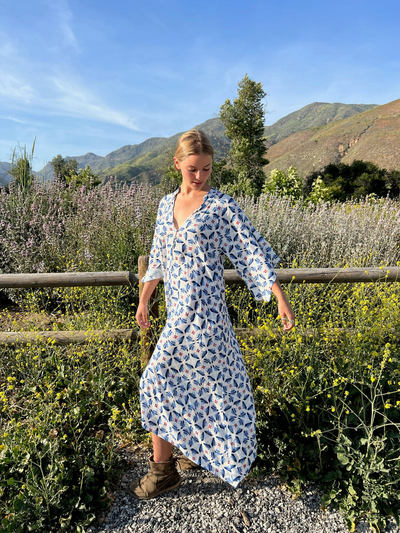 MIDSUMMER KAFTAN IN TUSCAN SUMMER