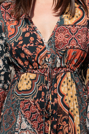 SAT HARI DRESS IN ADVENTURE AWAITS