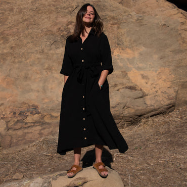 HERE COMES THE SUN DRESS IN BLACK LINEN